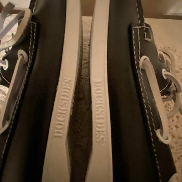 Authentic Sebago Docksides boat shoes - NWOT - Picture 7 of 12